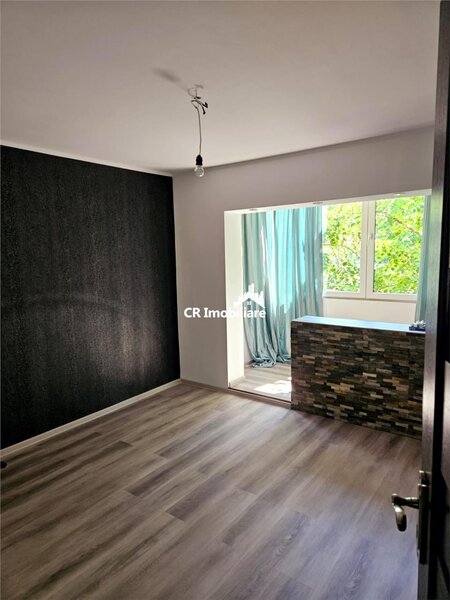Apartament 4 camere Calea Vitan